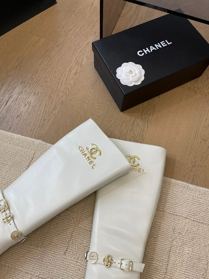 KNEE HIGH BOOTS IN WHITE MIX BLACK CALFSKIN