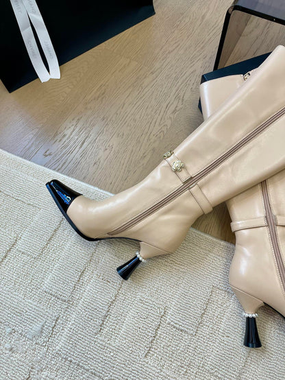 KNEE HIGH BOOTS IN BEIGE MIX BLACK CALFSKIN