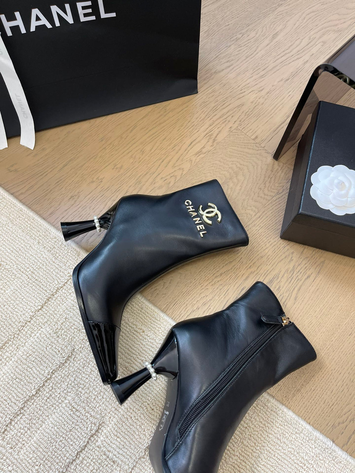 BONGADE BOOTS IN BLACK CALFSKIN