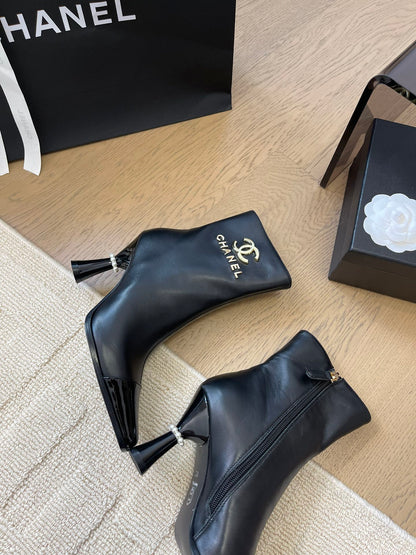 BONGADE BOOTS IN BLACK CALFSKIN