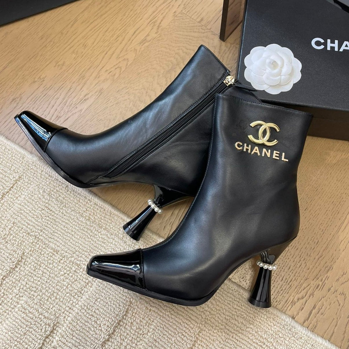 BONGADE BOOTS IN BLACK CALFSKIN