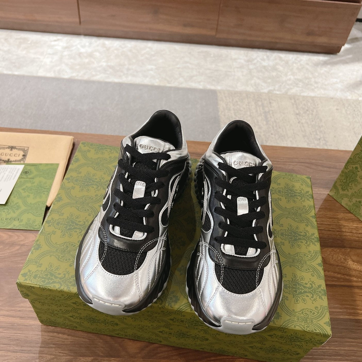 GG RIPPLE SNEAKER BLACK Silver