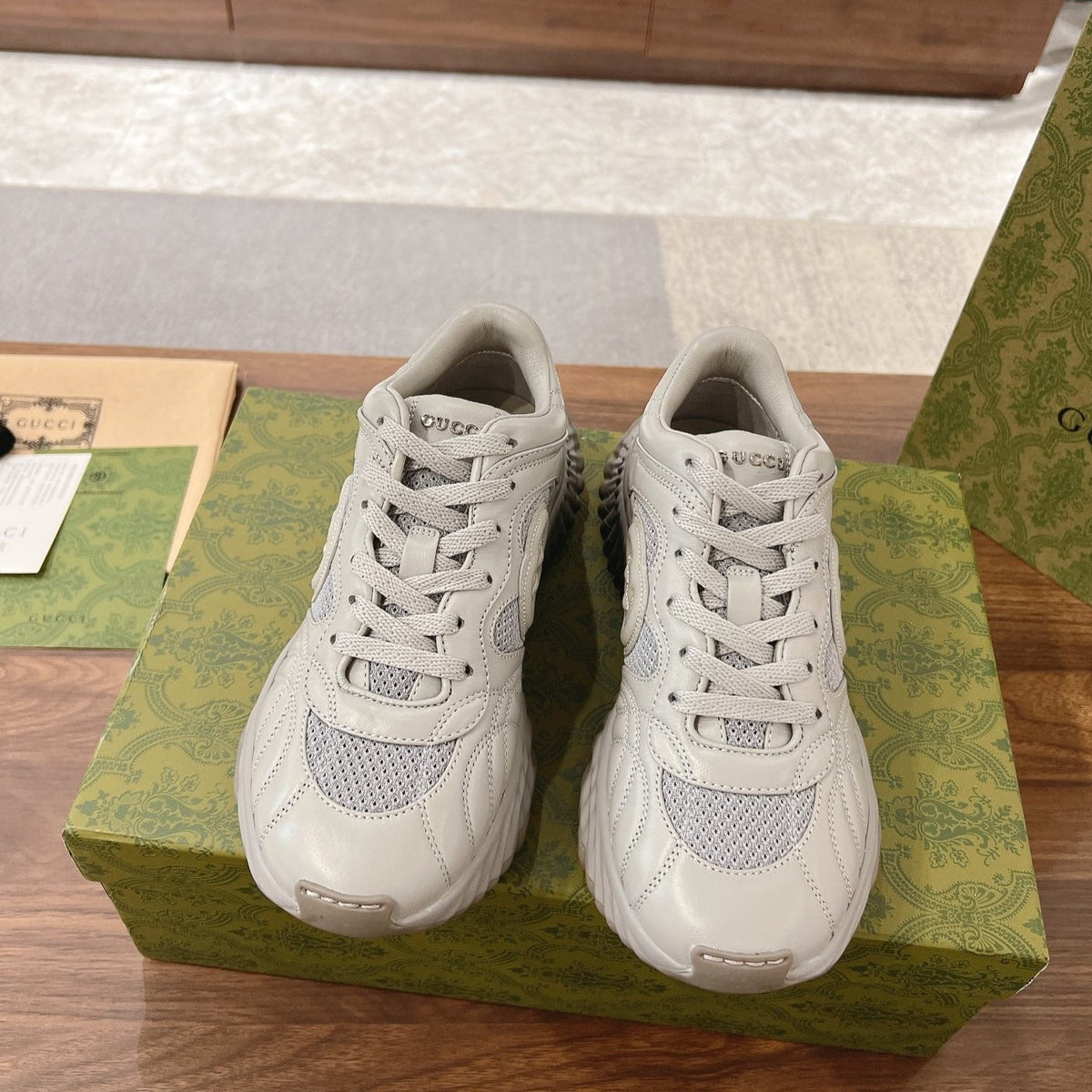 GG RIPPLE SNEAKER CLOUD GRAY
