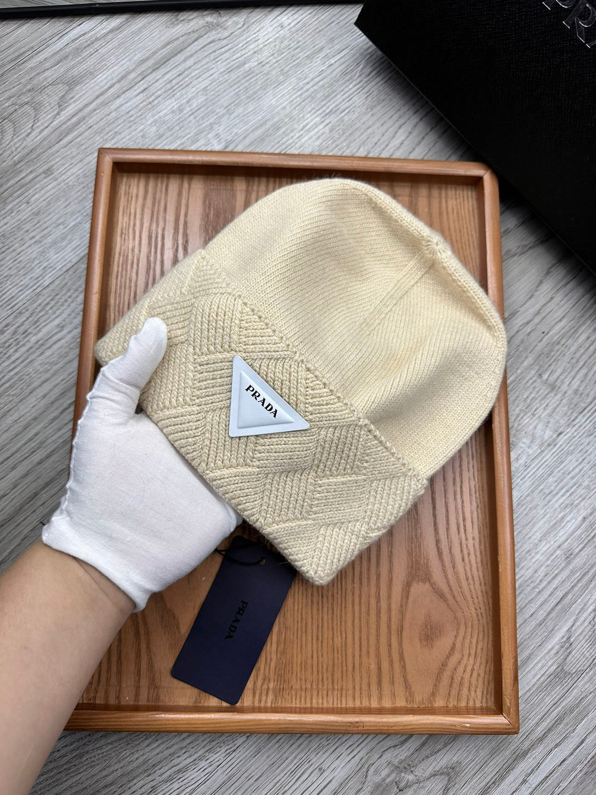 BEANIE HAT IN BISQUE BEIGE WOOL AND RABBIT FUR 436397