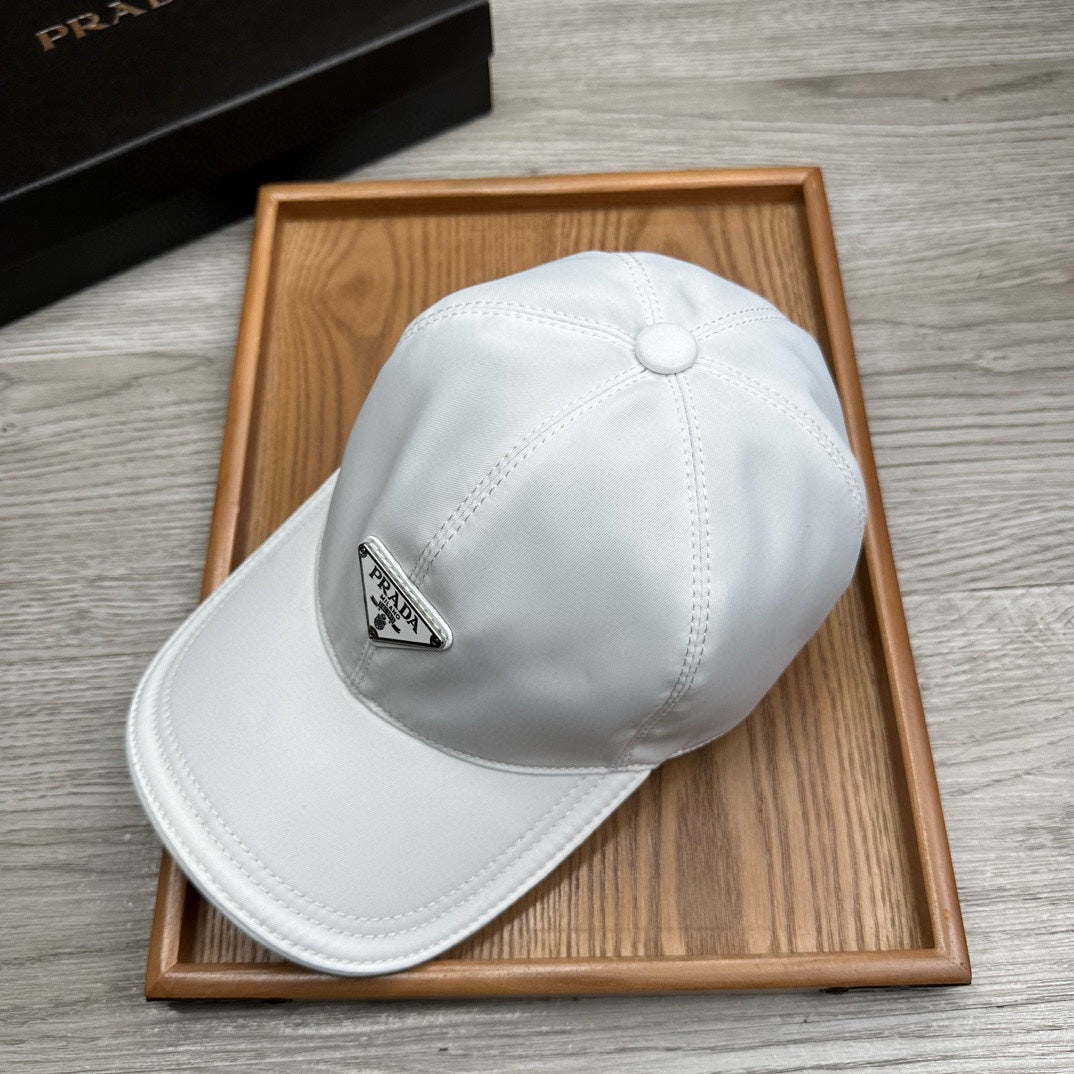 BASEBALL HAT IN WHITE RE-NYLON 214511