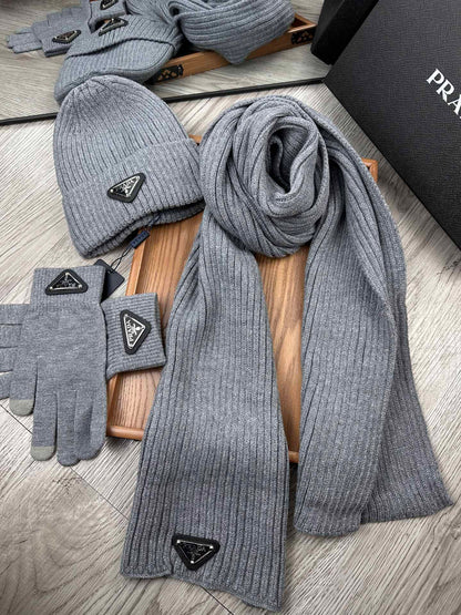 THREE-PIECES SET IN SMOKE GRAY WOOL AND ACRYLIC 406559