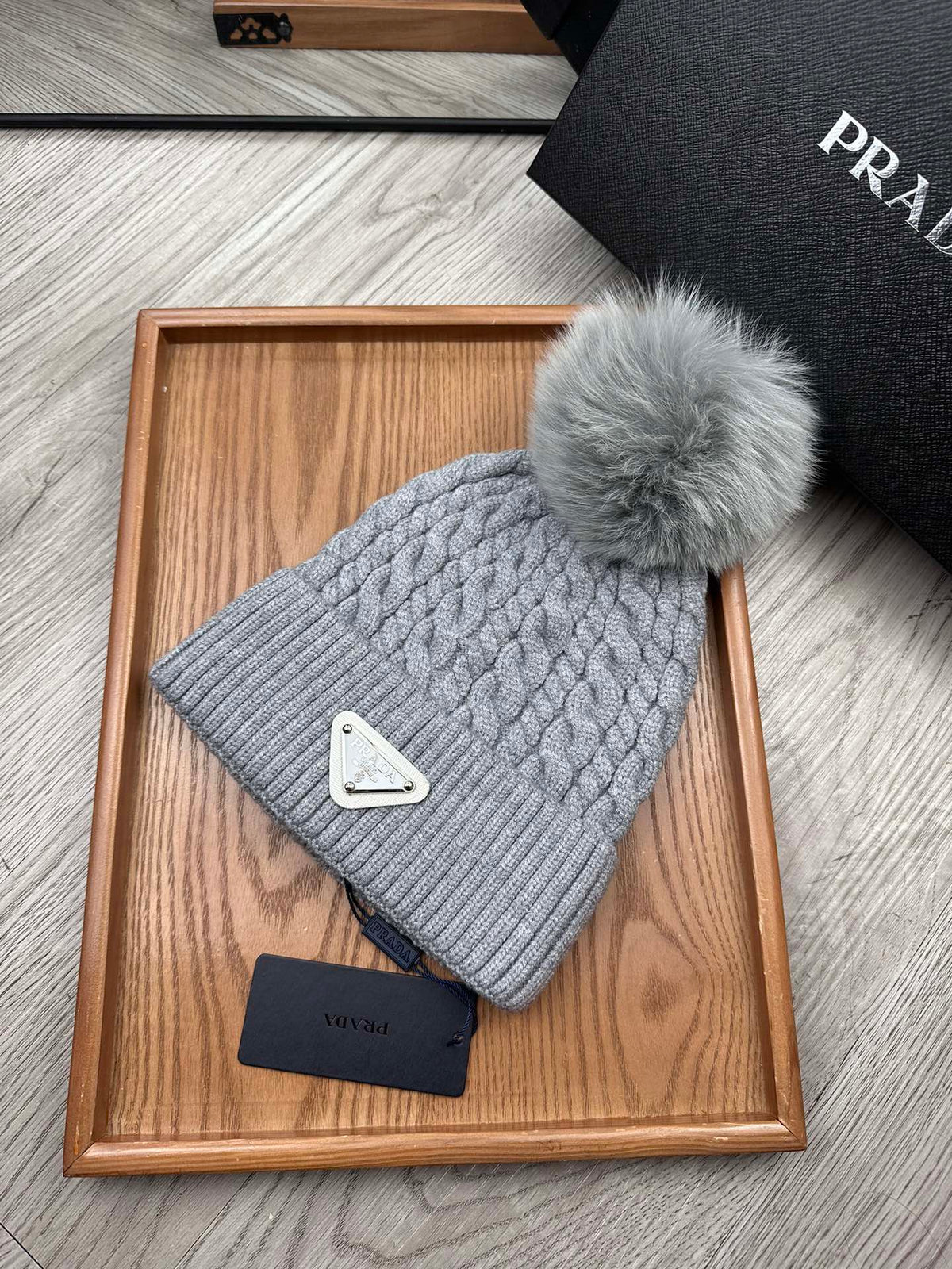 BEANIE HAT IN COIN GRAY WOOL 352378