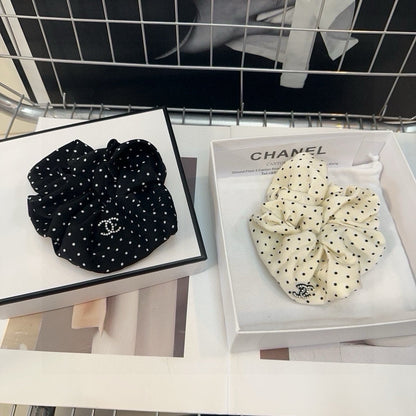 BLACK DOT FABRIC SCRUNCHIE 418926