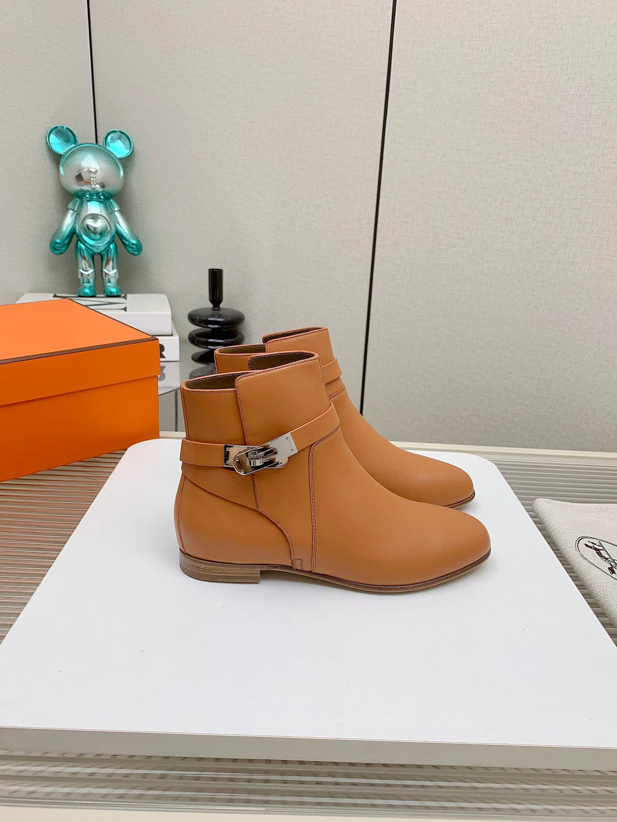 WOMEN'S NEO ANKLE BOOT IN BRONZE BROWN CALFSKIN