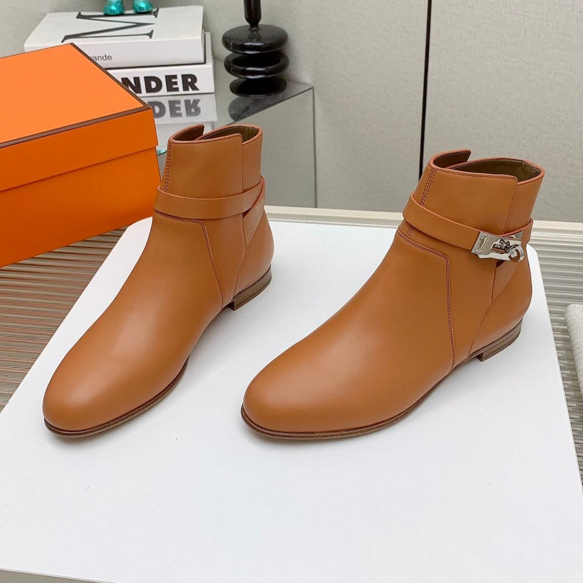 WOMEN'S NEO ANKLE BOOT IN BRONZE BROWN CALFSKIN