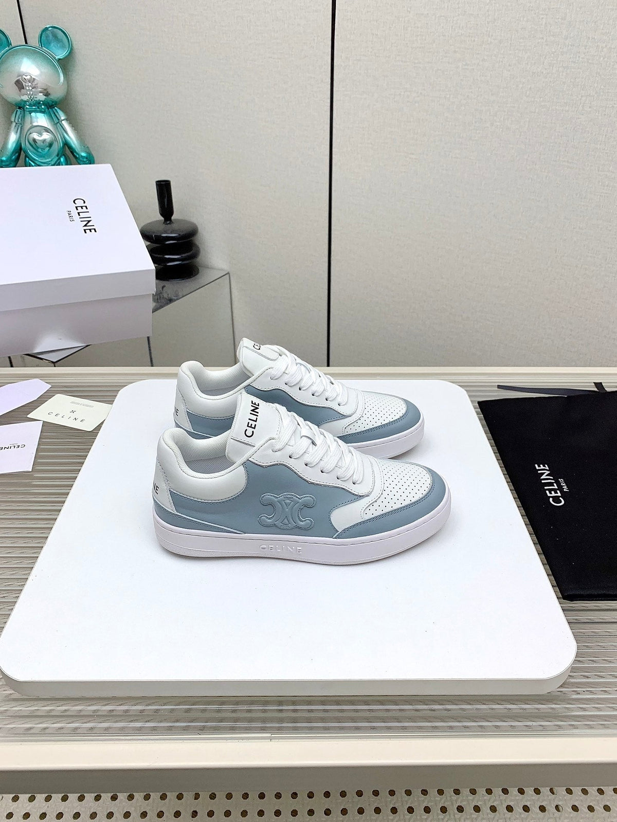 SNEAKER WITH TRIOMPHE IN AIR FORCE MIX WHITE CALFSKIN