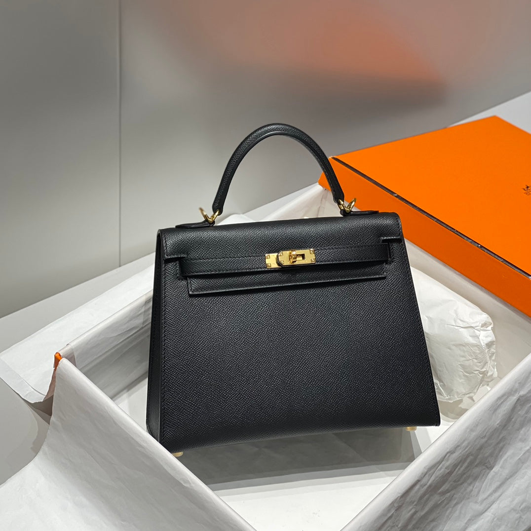 KELLY 25CM IN NOIR EPSOM CALFSKIN GOLD HARDWARE