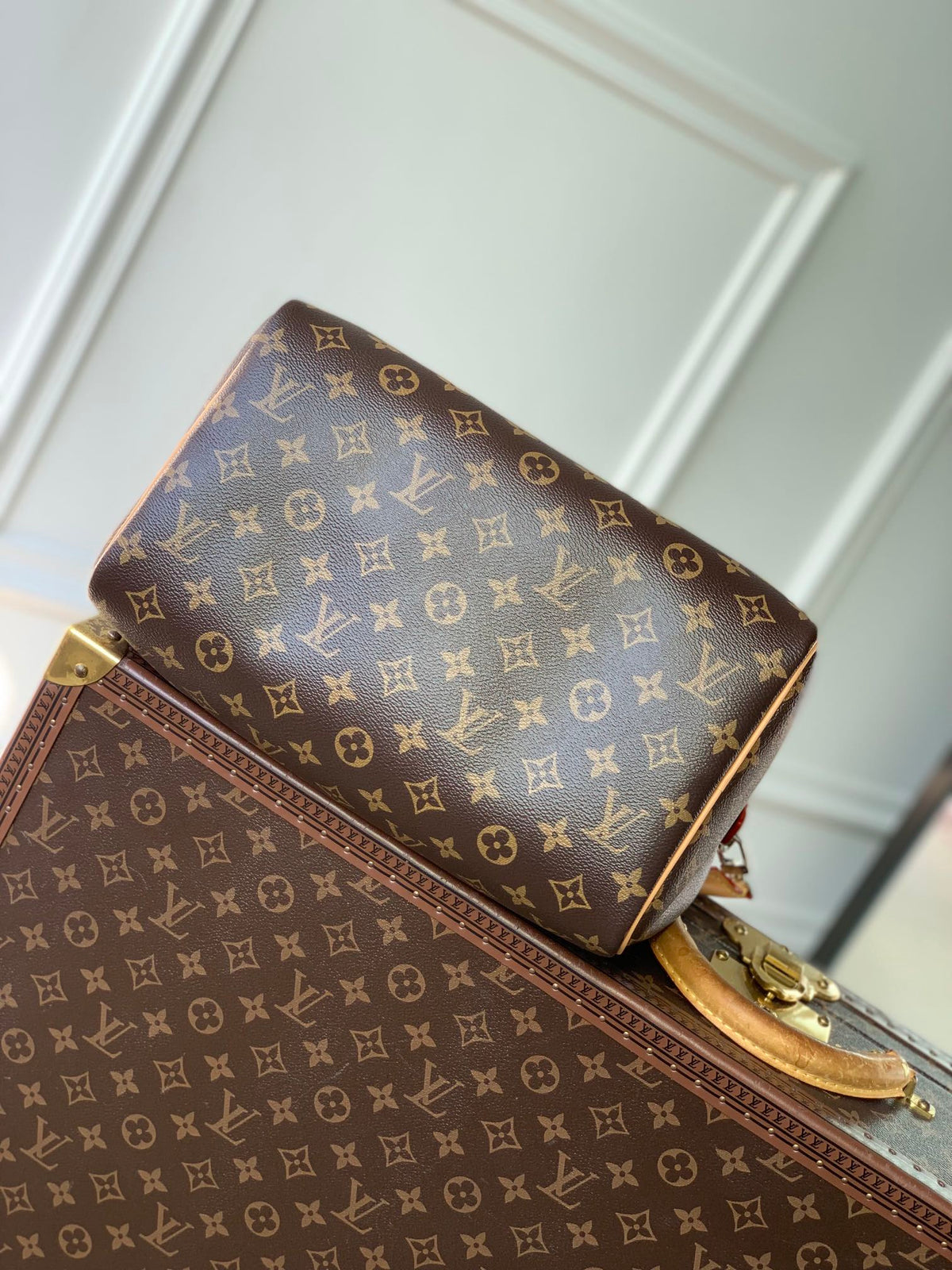 SPEEDY SOFT CRAFTY 30 IN BROWN LV MONOGRAM CALFSKIN RED TAG