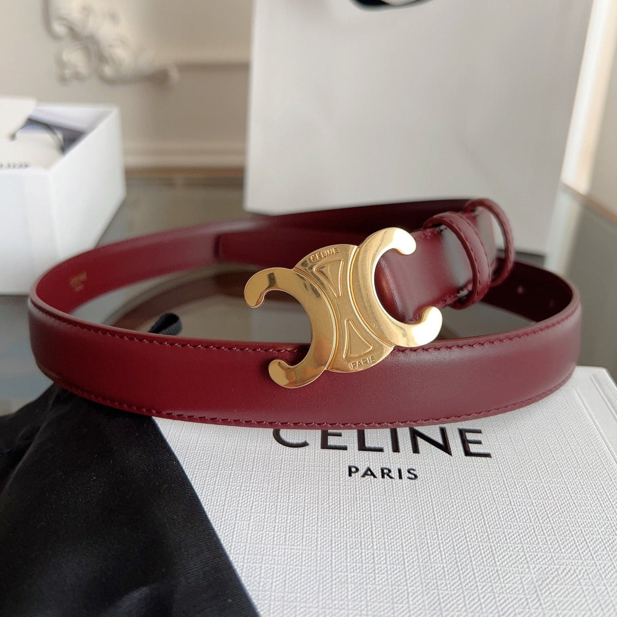 TRIOMPHE BELT 24MM IN WINE RED CALFSKIN WITH GOLD BUCKLE