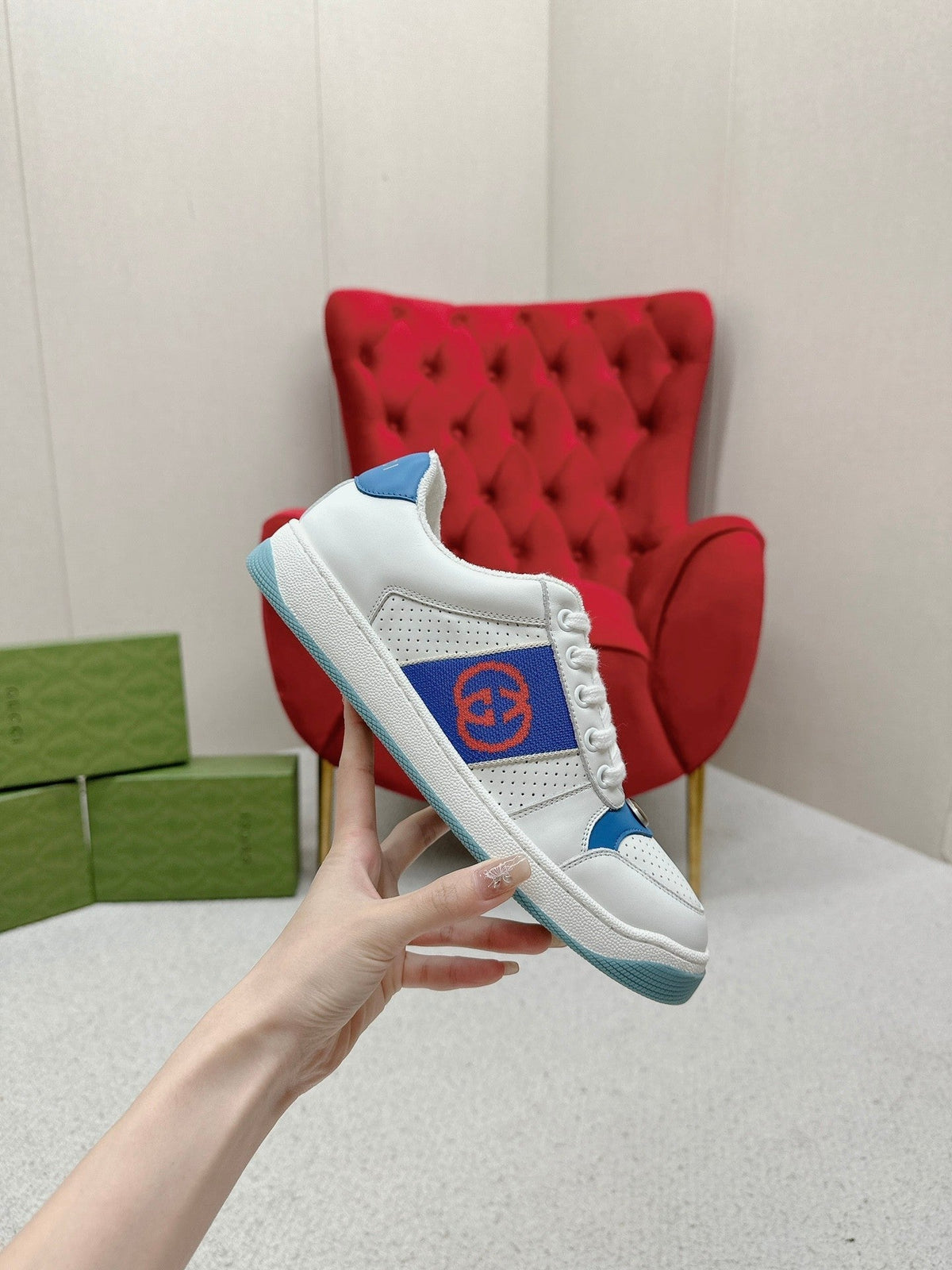 GG WOMEN'S SCREENER TRAINER WHITE AND BLUE CALFSKIN