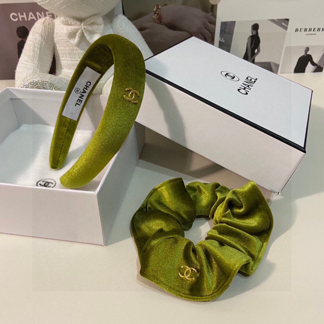 OLIVE GREEN VELVET HAIRBAND 124629