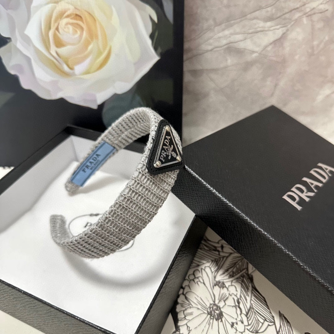 HAIRBAND IN PALE GRAY KNITTED WOOL 381467