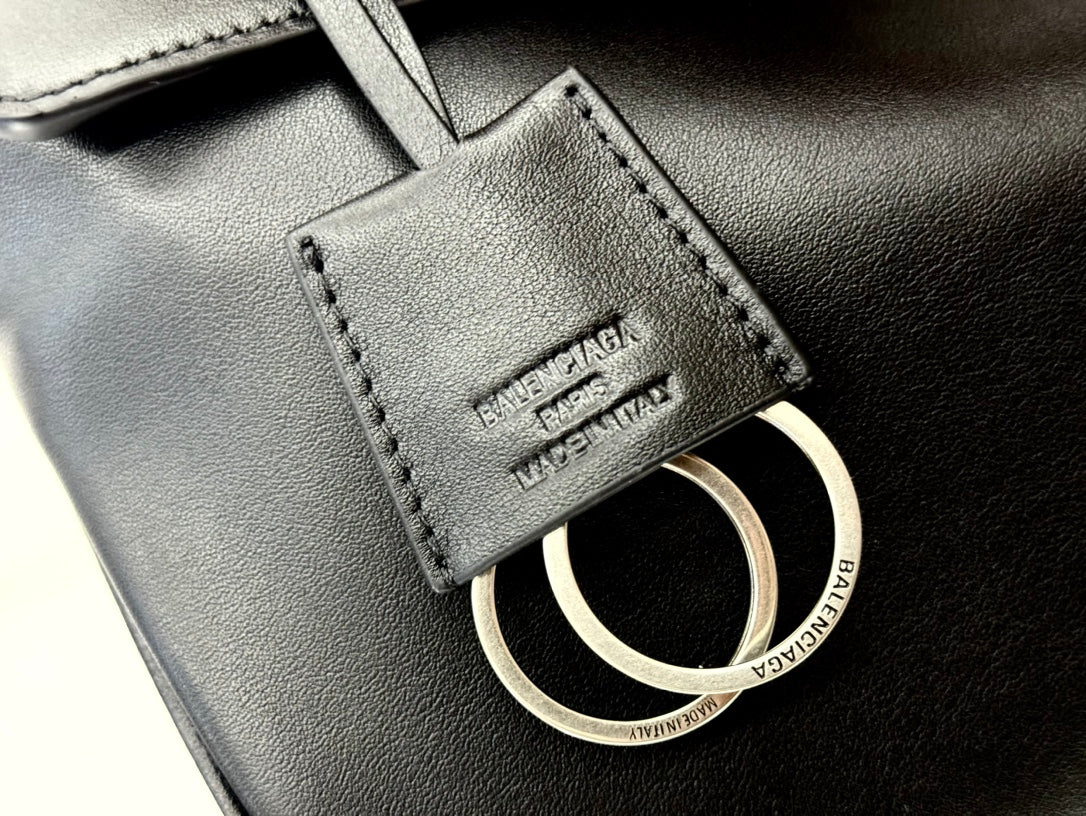 RODEO MEDIUM BAG 35 IN BLACK SMOOTH CALFSKIN SILVER HARDWARE