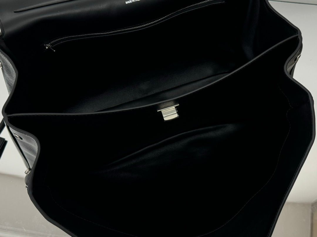 RODEO LARGE BAG 40 IN BLACK SMOOTH CALFSKIN SILVER HARDWARE