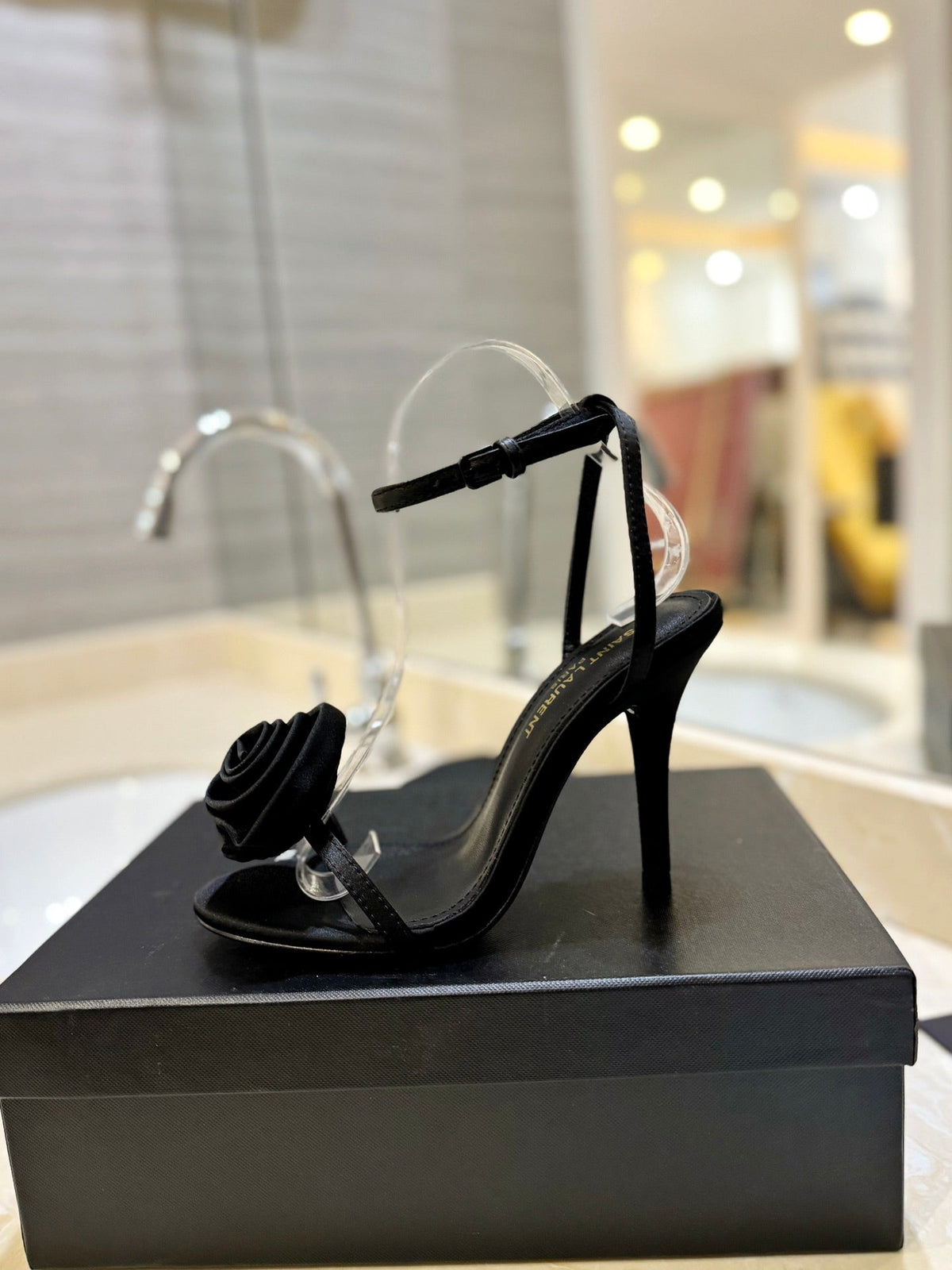 SL IVY FLORAL HEEL SANDALS BLACK SATIN