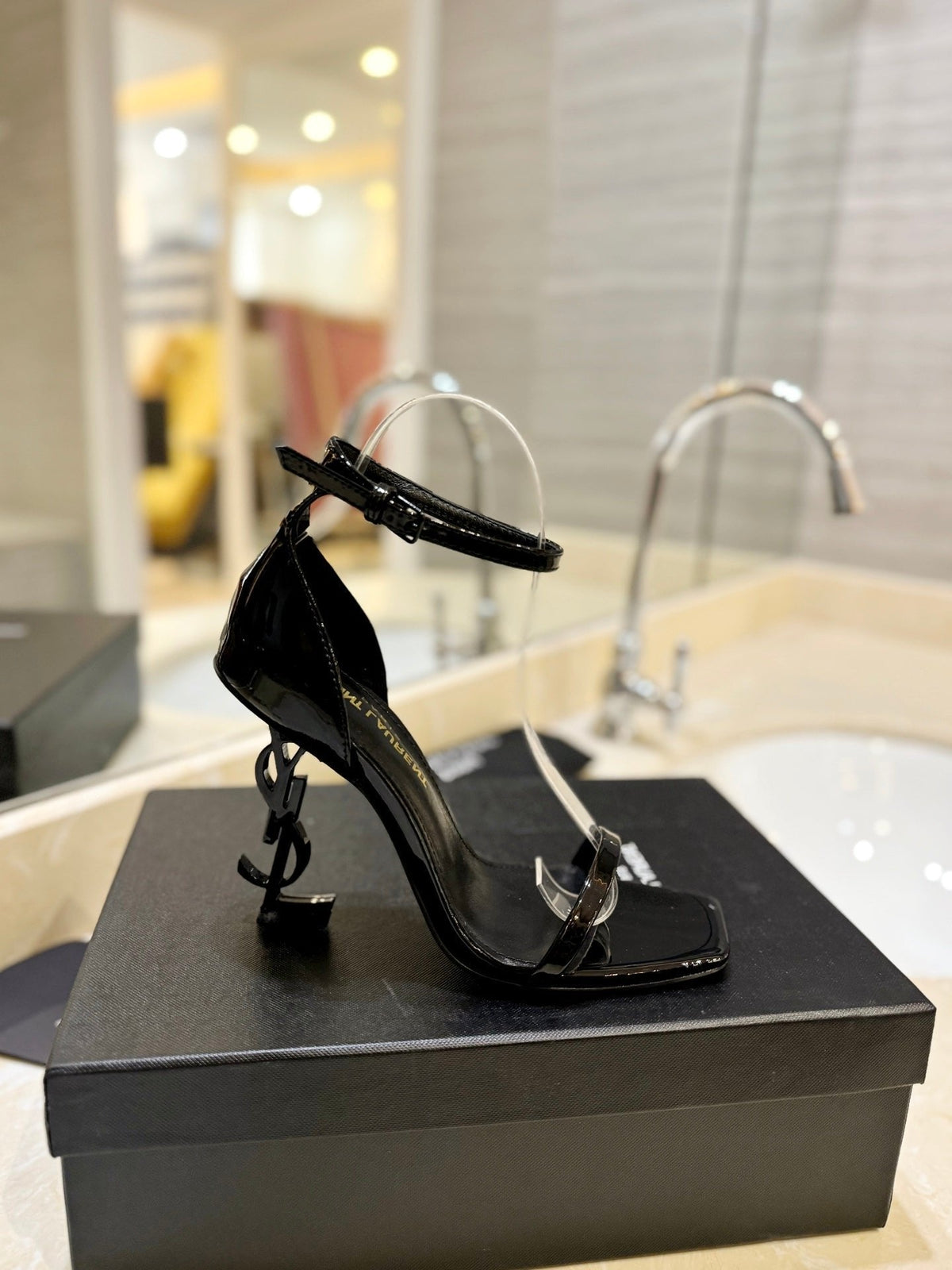SL OPYUM SANDALS 105 BLACK CALFSKIN