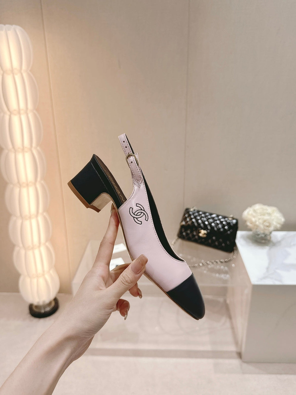 SLINGBACKS LIGHT PINK MIX BLACK SHEEPSKIN