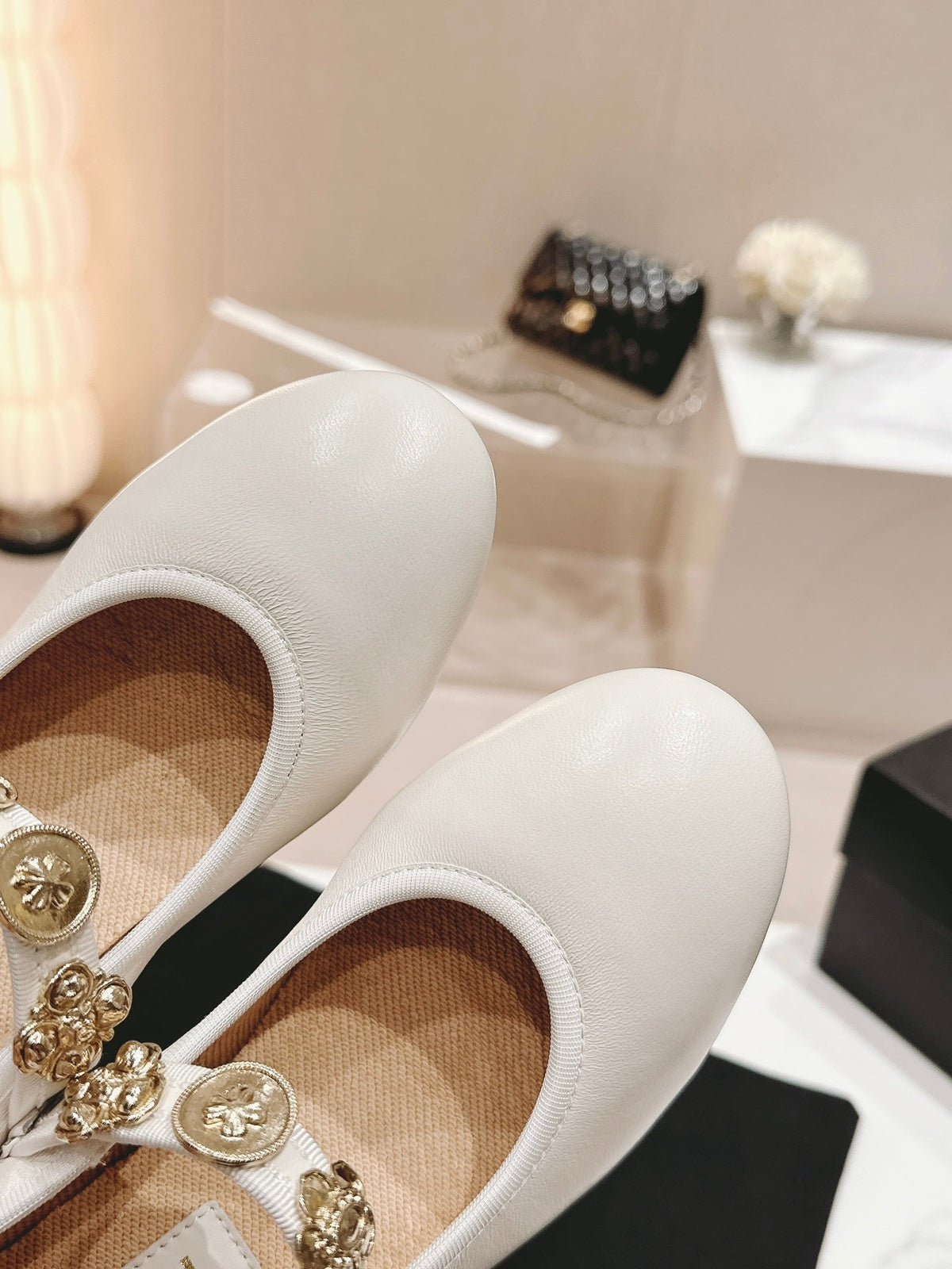 MARY JANE SHOES WHITE LAMBSKIN