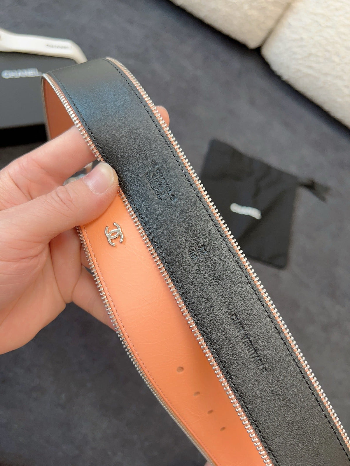 BELT 40MM IN CORAL CALFSKIN WITH INTERWOVEN CHAIN BUCKLE ZIPPER IN TRIM SILVER HARDWARE