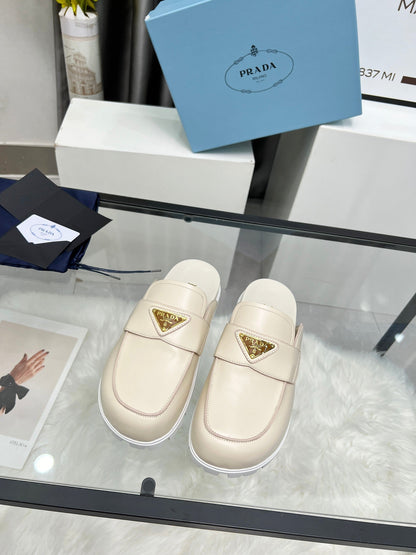 SABOTS MULES BEIGE CALFSKIN