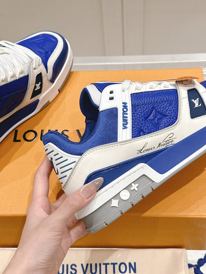 LV TRAINER SNEAKER IN GASTON BLUE GRAINED CALFSKIN