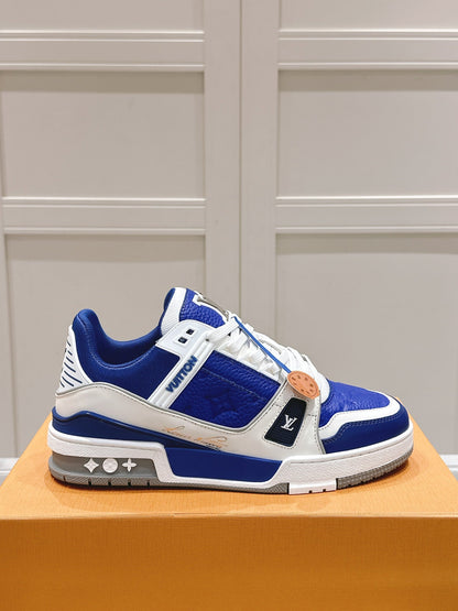 LV TRAINER SNEAKER IN GASTON BLUE GRAINED CALFSKIN
