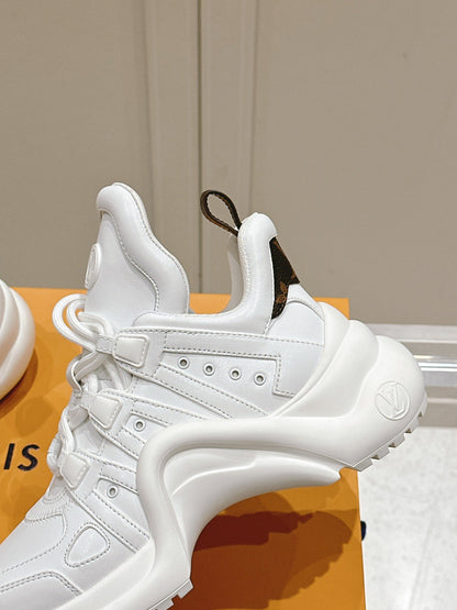 LV BARRACUDA SNEAKER IN WHITE CALFSKIN