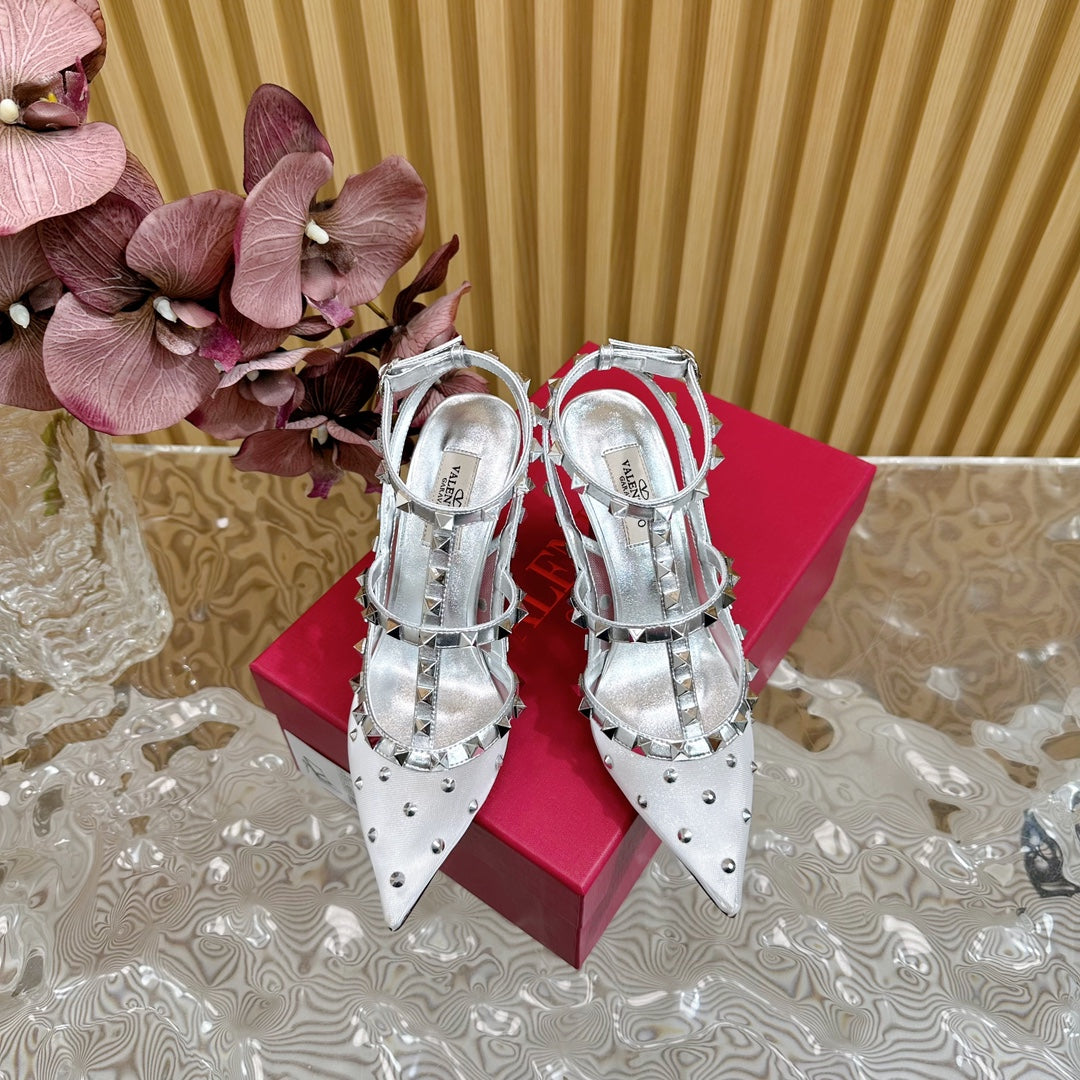 ROCKSTUD MIRROR-EFFECT PUMP WITH MATCHING STRAPS AND STUDS 95 MM SILVER CALFSKIN AND MESH