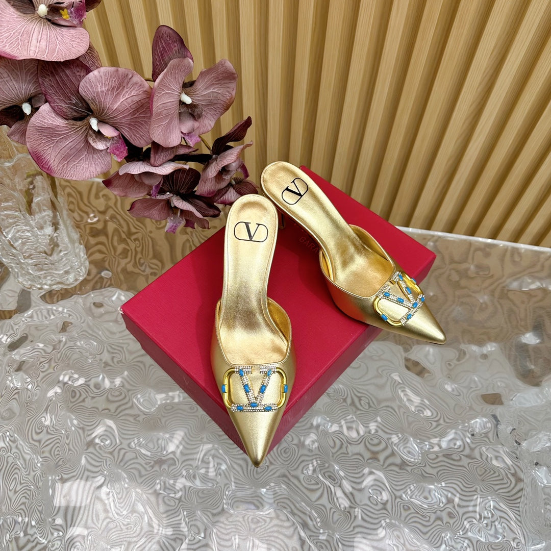 HIGH PUMP MULE 80MM IN GOLD CALFSKIN