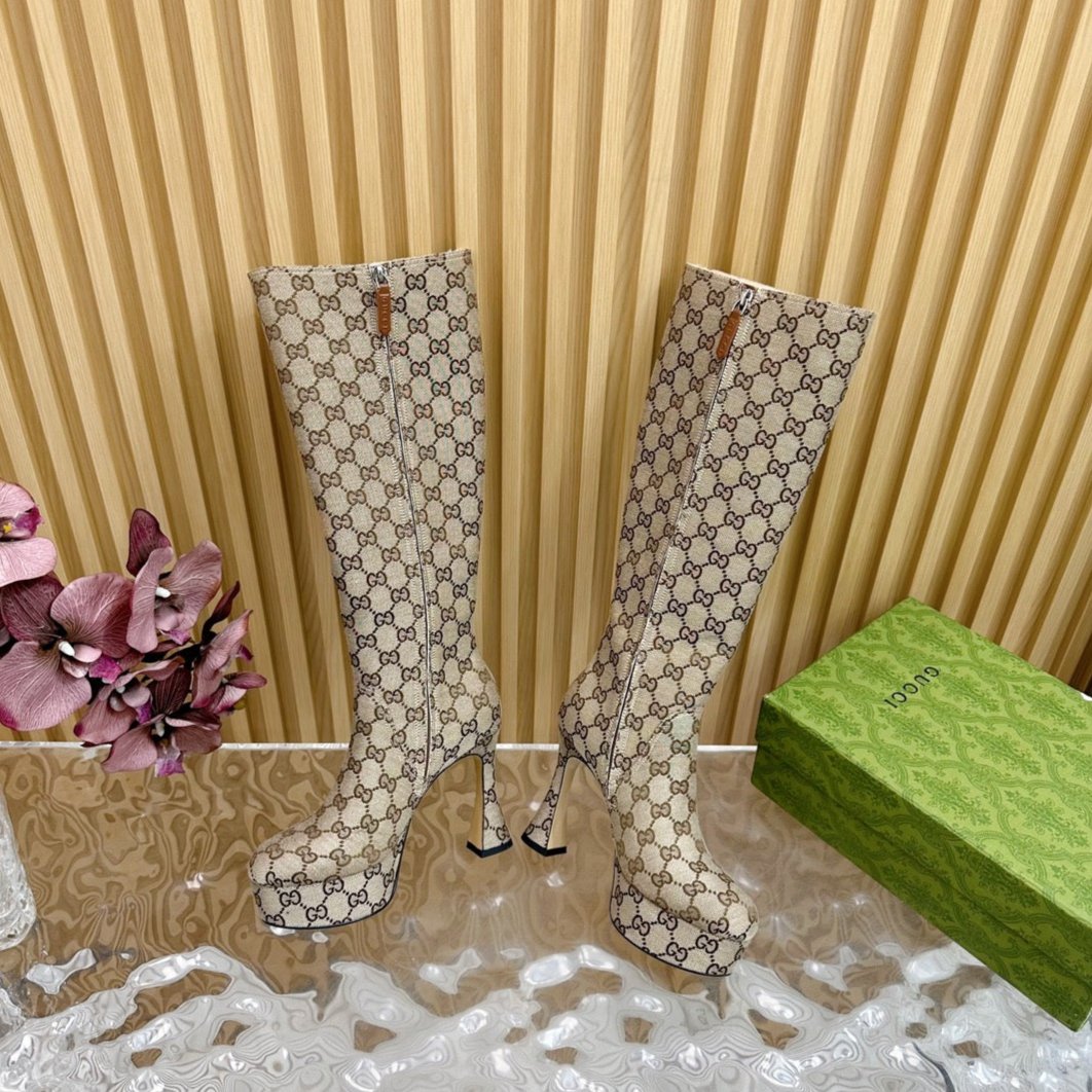 PLATFORM KNEE BOOTS IN ECRU BEIGE MONOGRAM CANVAS AND SHEEPSKIN LINING