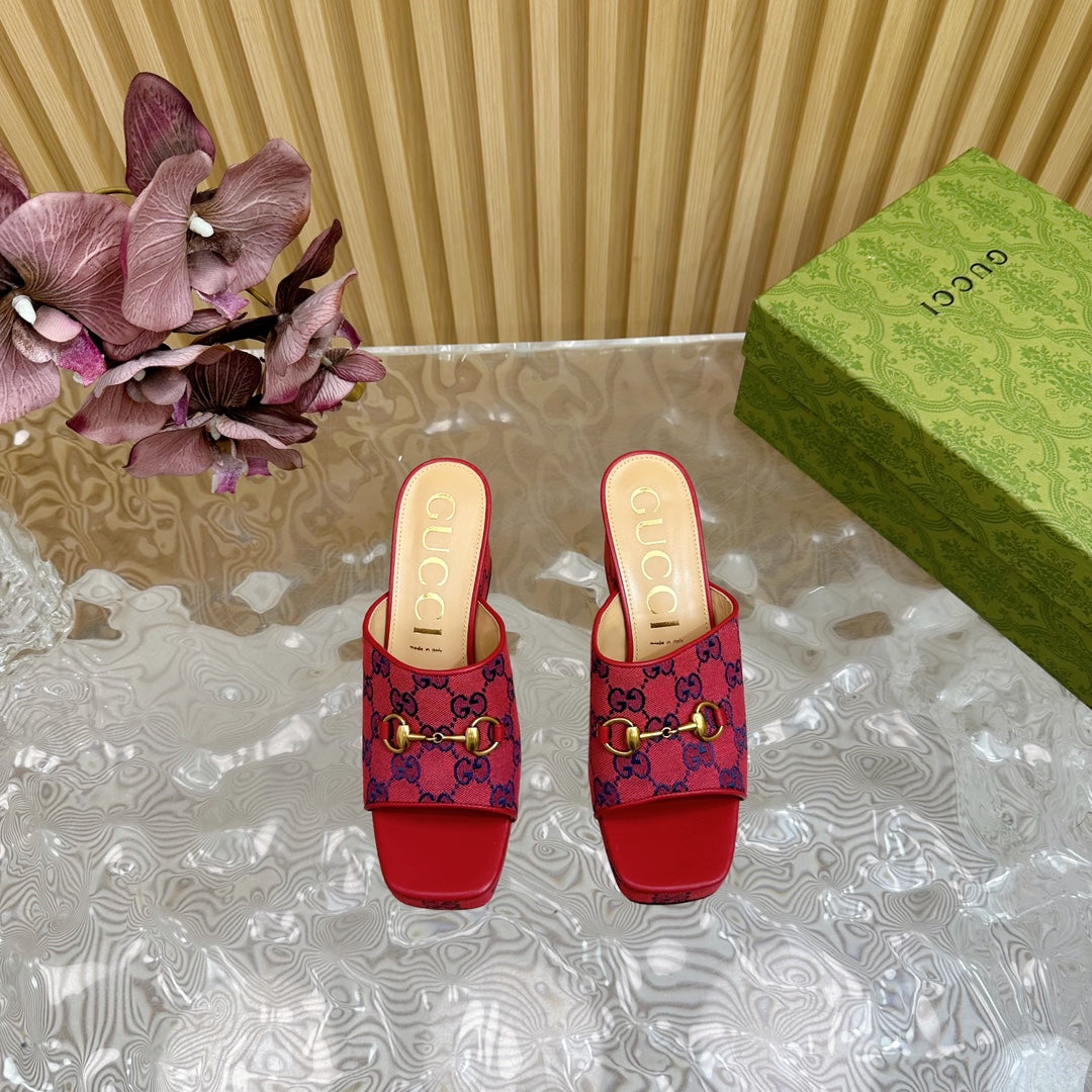 HORSEBIT SLIDE SANDAL IN RED MONOGRAM CANVAS AND SHEEPSKIN LINING