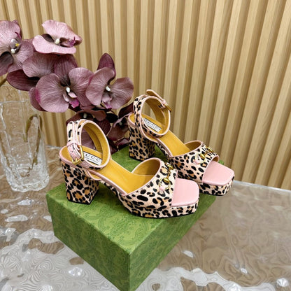 HORSEBIT HIGH-HEEL SANDAL WITH LEOPARD PRINT IN LIGHT PINK VELVET AND CALFSKIN LINING