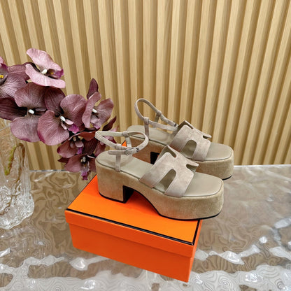 JAM 30 SANDAL IN TORTILLA BROWN VELVET