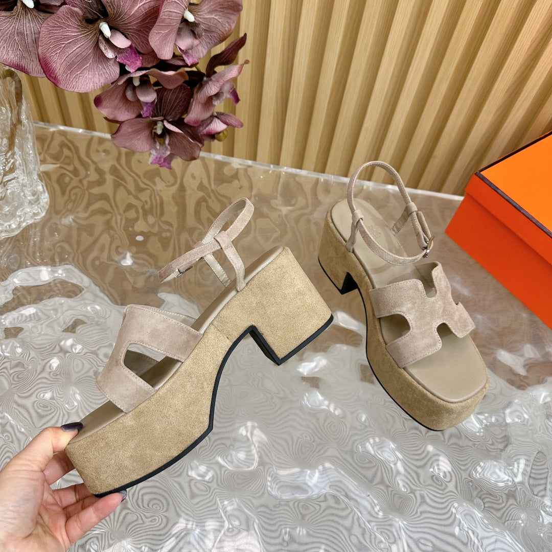 JAM 30 SANDAL IN TORTILLA BROWN VELVET