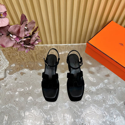 JAM 30 SANDAL IN BLACK VELVET