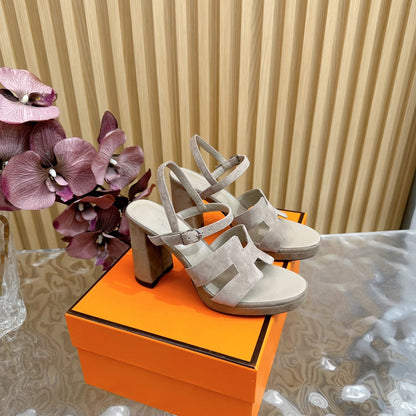 JAZZ 90 SANDAL IN PASTEL GRAY SUEDE