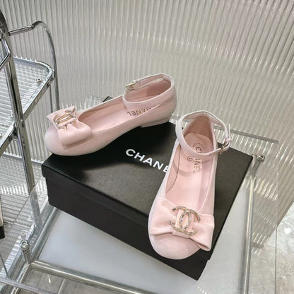 BOW MARY JANE SHOES IN PASTEL PINK VELVET