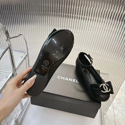 BOW MARY JANE SHOES IN BLACK LAMBSKIN