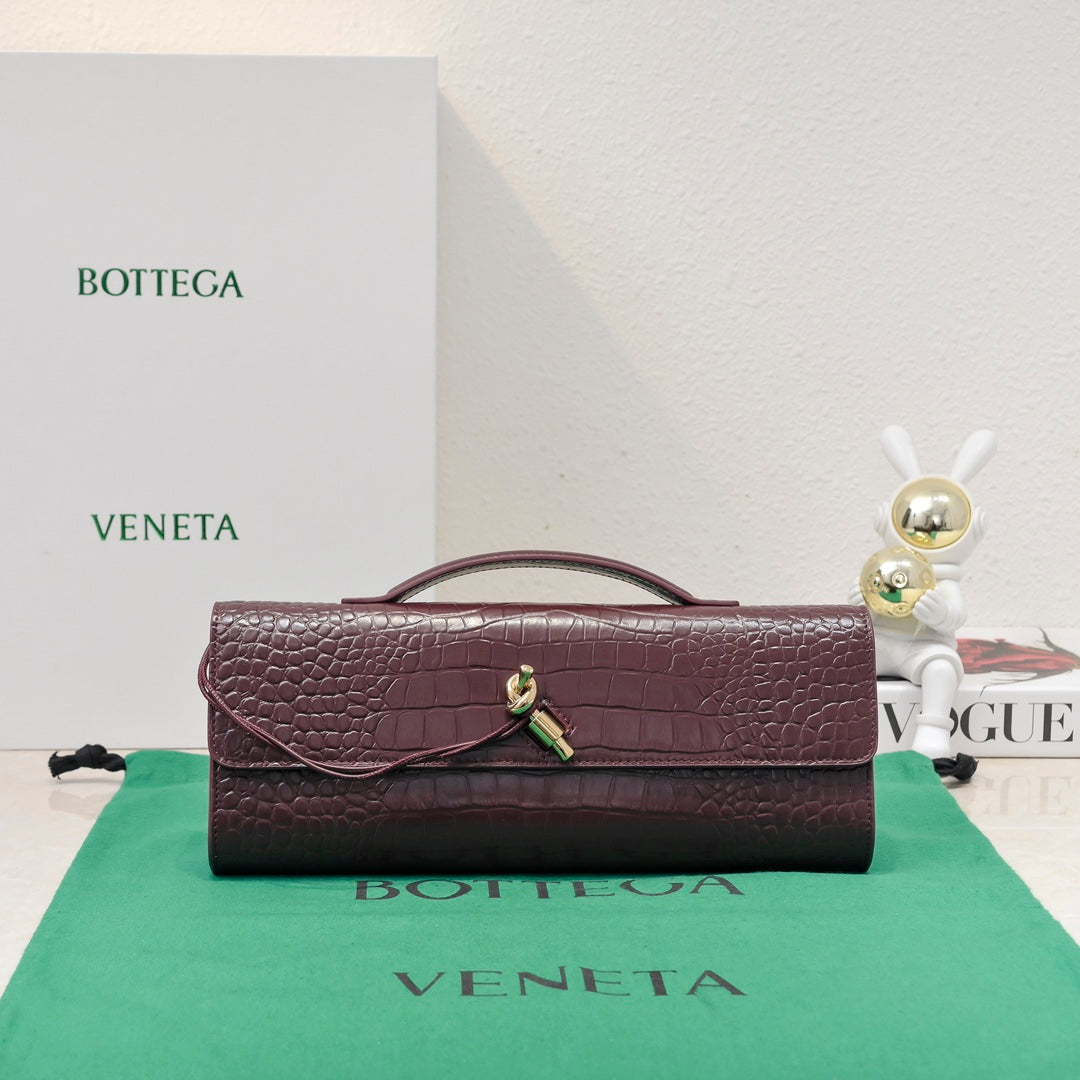 BV Long Clutch Andiamo 31 Burgundy Crocodile Calfskin Ghw