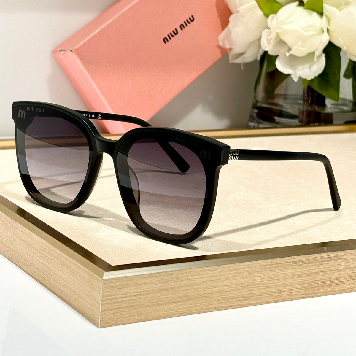 RUNWAY SUNGLASSES SMU08Z IN ACETATE
