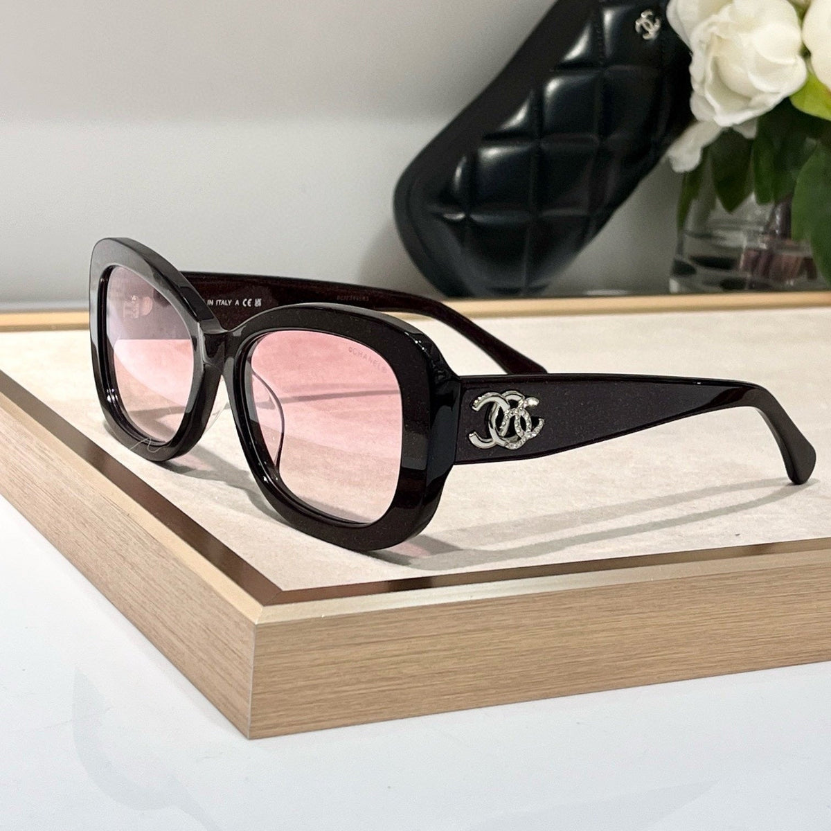 SQUARE SUNGLASSES CH5468B IN ACETATE EMBOSSED DIAMOND