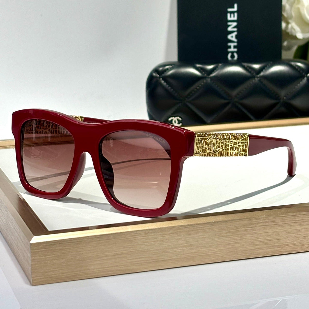 SQUARE SUNGLASSES CH5533 IN ACETATE
