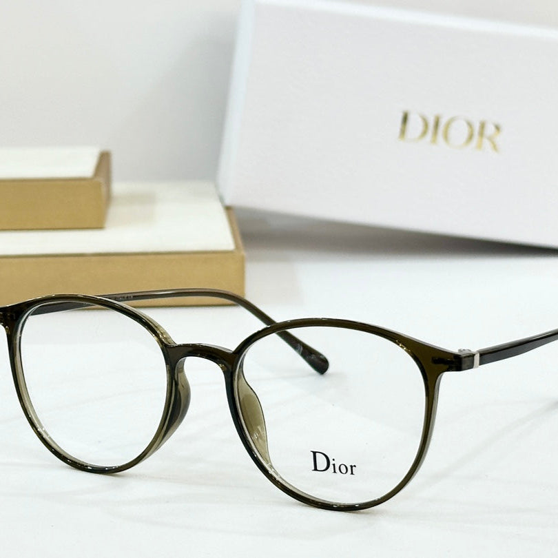 MONTAIGNE SUNGLASS CD S17F IN ACETATE