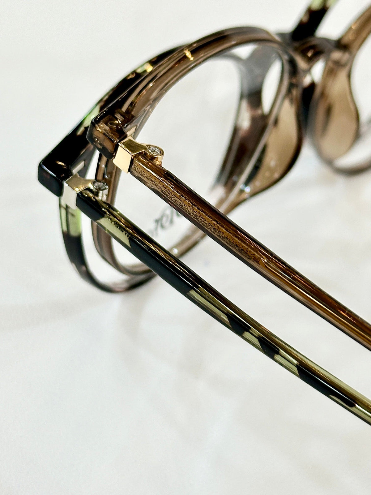 MONTAIGNE SUNGLASS CD S17F IN ACETATE