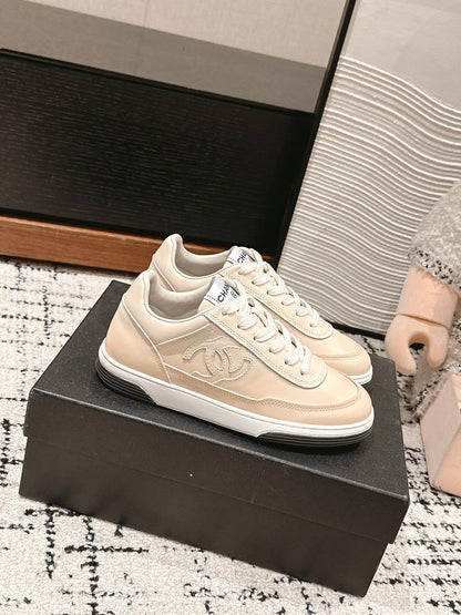 SNEAKER IN BISQUE BEIGE HAND-POLISHED CALFSKIN 977827